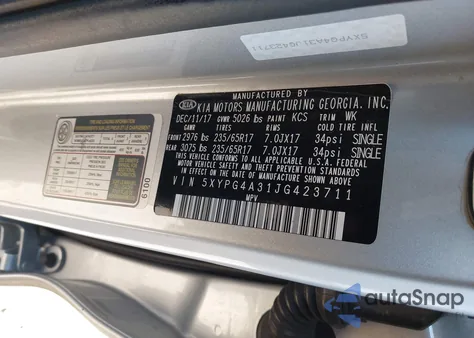 2018 Kia Sorento 2.4L L z USA, uszkodzony, nr VIN 5XYPG4A31JG423711